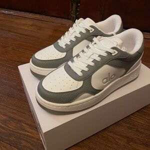 Alo Recovery Sneakers